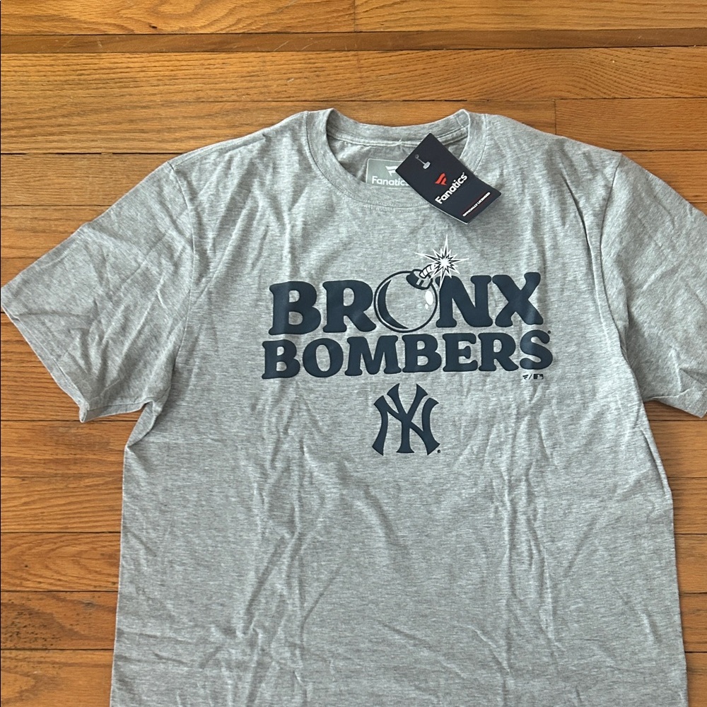 NWT! Fanatics Gray Bronx Bombers Short Sleeve Tee - Picture 2 of 6